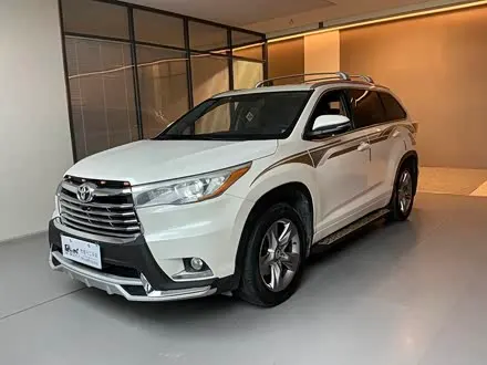 TOYOTA HIGHLANDER 2015 — 120 000 км, Китай — под ключ — фото 1