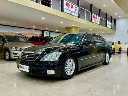TOYOTA CROWN — из Китая под ключ