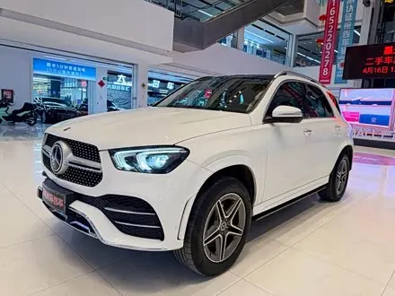 MERCEDES-BENZ GLE 2021