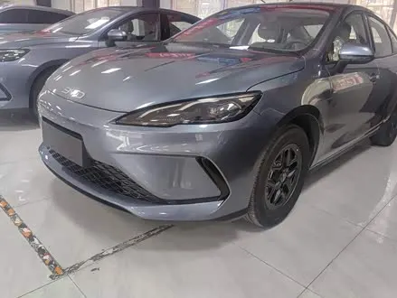 BYD SEAL 05 DM-I 2025