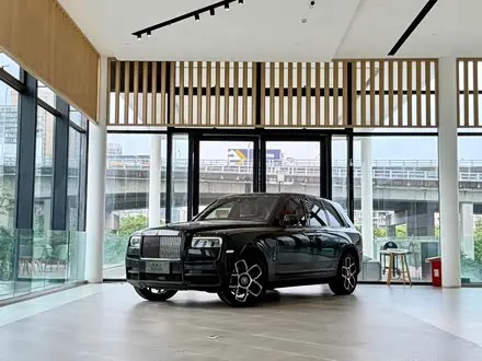 ROLLS-ROYCE CULLINAN 2024