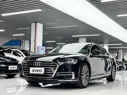 AUDI A8 2019 — 66 000 км, Китай — под ключ — фото 1