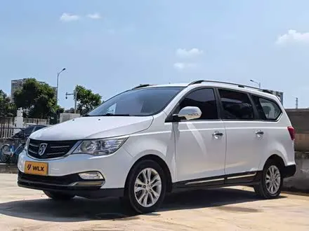 BAOJUN 730 2016