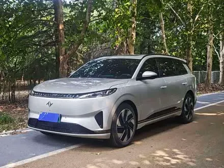DONGFENG EΠ008 — из Китая под ключ