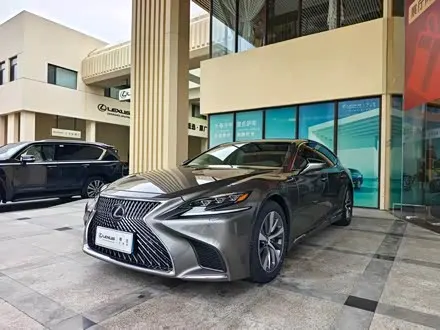 LEXUS LS 2018 — 57 000 км, Корея — под ключ — фото 1