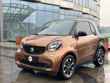 SMART FORTWO 2015 — 85 000 км, Китай — под ключ — фото 1