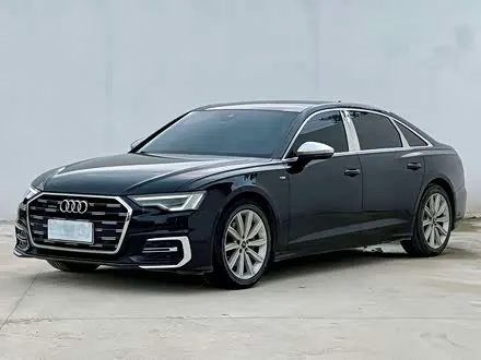 AUDI A6L 2023 — 62 000 км, Китай — под ключ — фото 1