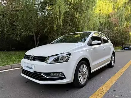 VOLKSWAGEN POLO 2014 — 78 000 км, Китай — под ключ — фото 1