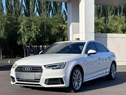 AUDI A4L 2018 — 79 000 км, Китай — под ключ — фото 1