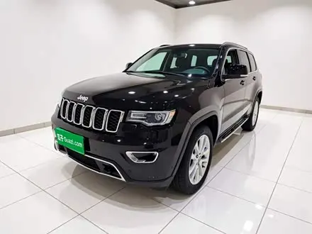 JEEP GRAND CHEROKEE 2017 — 95 100 км, Китай — под ключ — фото 1