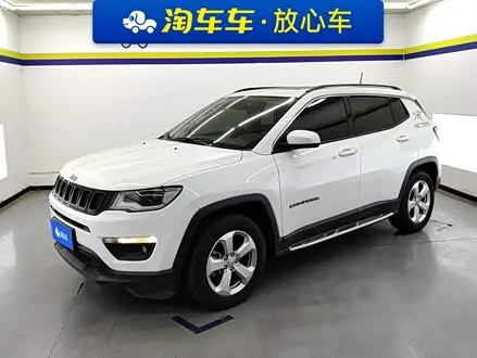 JEEP COMPASS 2020 — 46 300 км, Китай — под ключ — фото 1