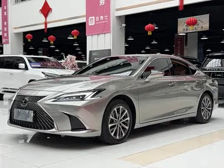 LEXUS ES — из Китая под ключ