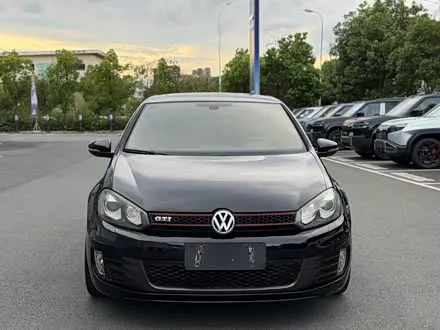 VOLKSWAGEN GOLF GTI 2012 — 120 000 км, Китай — под ключ — фото 1