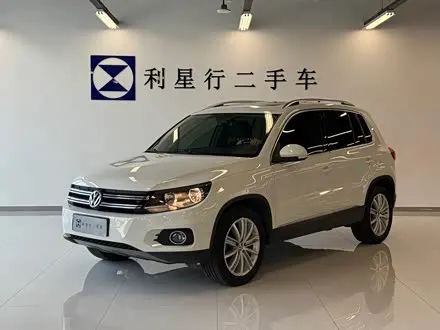 VOLKSWAGEN TIGUAN 2015 — 130 000 км, Китай — под ключ — фото 1