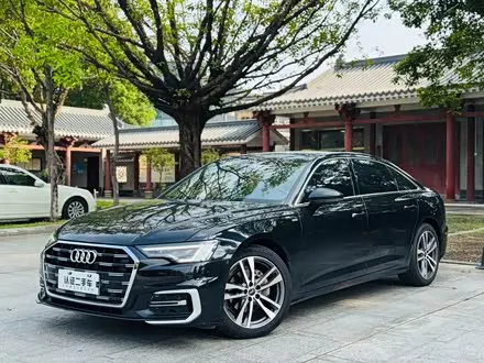 AUDI A6L 2024 — 56 000 км, Китай — под ключ — фото 1