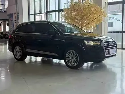 AUDI Q7 2019 — 100 000 км, Китай — под ключ — фото 1