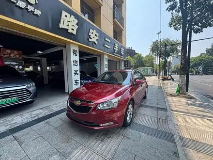 CHEVROLET CRUZE 2015 — 30 000 км, Китай — под ключ — фото 1