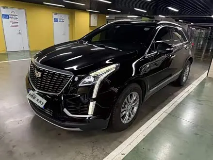 CADILLAC XT5 2021 — 55 000 км, Китай — под ключ — фото 1