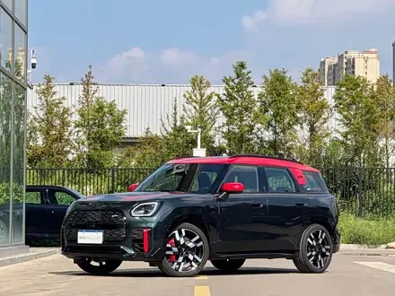 MINI JCW COUNTRYMAN 2024