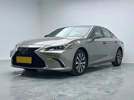 LEXUS ES — из Китая под ключ