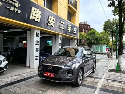 HYUNDAI SANTA FE 2019 — 86 000 км, Китай — под ключ — фото 1