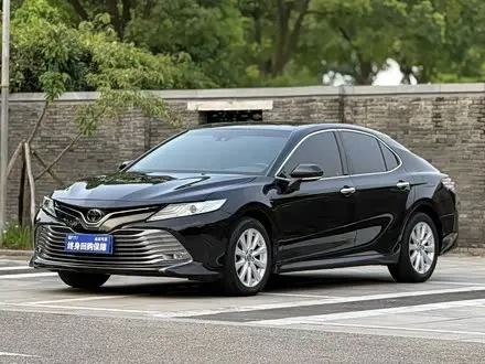 TOYOTA CAMRY 2019 — 60 000 км, Китай — под ключ — фото 1