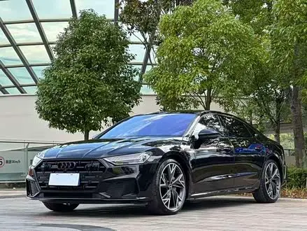 AUDI A7L 2023 — 54 000 км, Китай — под ключ — фото 1