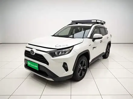 TOYOTA RAV4 — из Китая под ключ