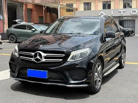 MERCEDES-BENZ GLE 2015 — 162 000 км, Китай — под ключ — фото 1