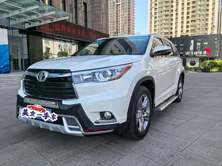 TOYOTA HIGHLANDER 2017 — 130 000 км, Китай — под ключ — фото 1
