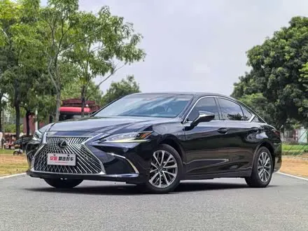 LEXUS ES — из Китая под ключ