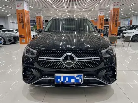 MERCEDES-BENZ GLE 2024 — 33 000 км, Китай — под ключ — фото 1