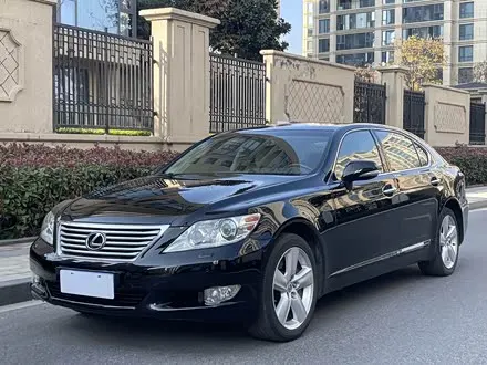 LEXUS LS 2010 — 260 000 км, Корея — под ключ — фото 1