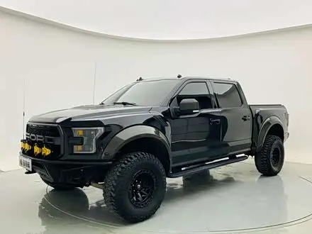 FORD F-150 RAPTOR 2019 — 100 000 км, Китай — под ключ — фото 1