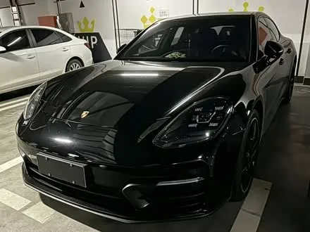 PORSCHE PANAMERA 2023 — 34 000 км, Китай — под ключ — фото 1