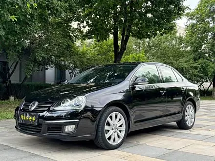 VOLKSWAGEN SAGITAR 2011 — 158 000 км, Китай — под ключ — фото 1