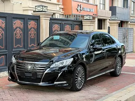 TOYOTA CROWN — из Китая под ключ