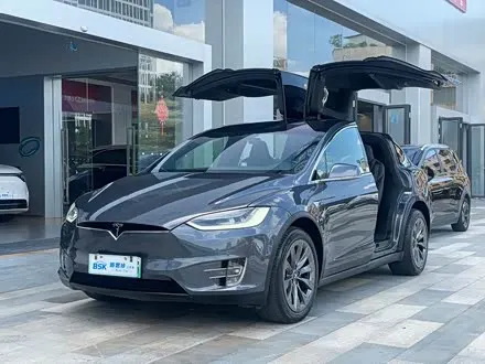 TESLA MODEL X 2017 — 53 000 км, Китай — под ключ — фото 1