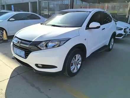 HONDA VEZEL 2017 — 96 000 км, Китай — под ключ — фото 1