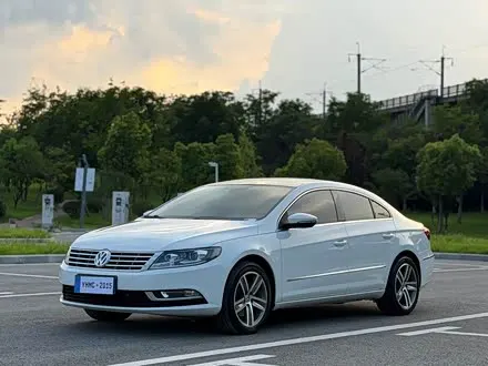 VOLKSWAGEN CC 2016 — 110 000 км, Китай — под ключ — фото 1