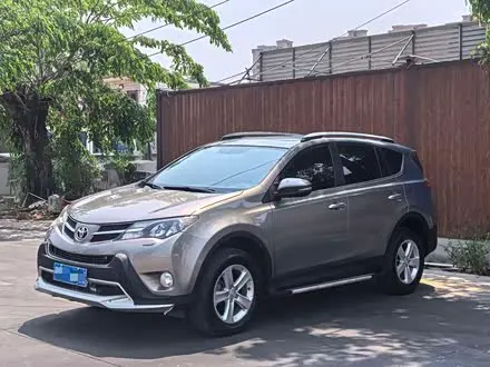 TOYOTA RAV4 2013 — 160 000 км, Китай — под ключ — фото 1