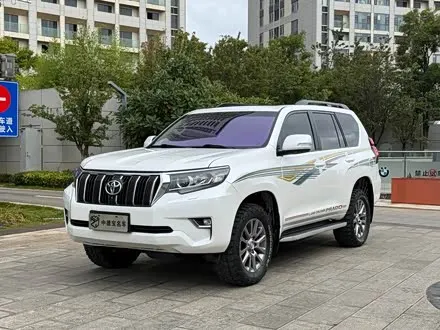 TOYOTA PRADO 2018 — 125 000 км, Китай — под ключ — фото 1