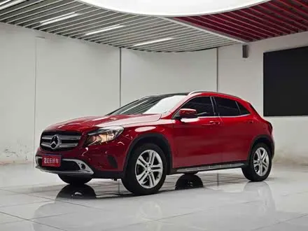 MERCEDES-BENZ GLA 2015 — 83 000 км, Китай — под ключ — фото 1