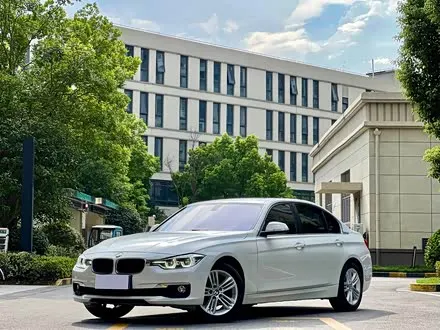 BMW 3 SERIES 2016 — 148 000 км, Китай — под ключ — фото 1