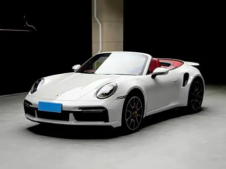 PORSCHE 911 2020