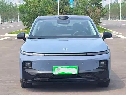 LEAPMOTOR B01 2025