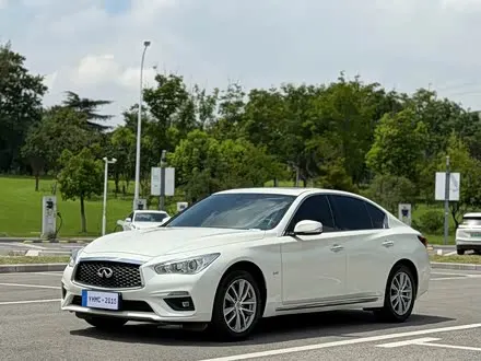 INFINITI Q50L 2018 — 76 000 км, Китай — под ключ — фото 1