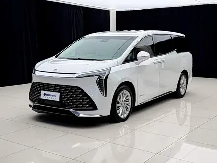 TOYOTA CENTURY 2023