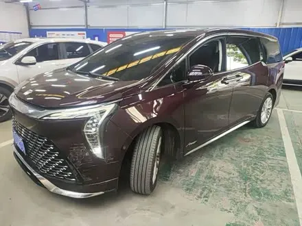 TOYOTA CENTURY — из Китая под ключ