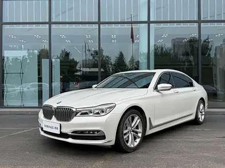 BMW 7 SERIES 2018 — 155 000 км, Китай — под ключ — фото 1